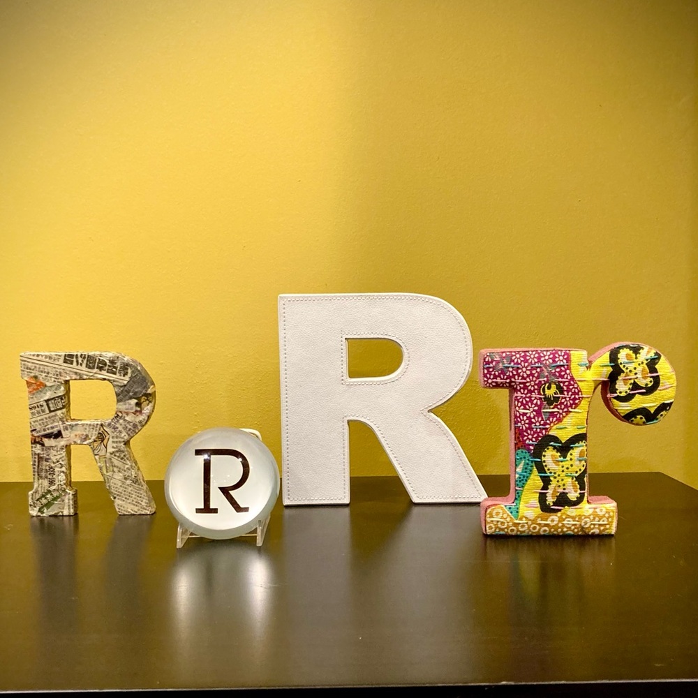 Lot of four R initials